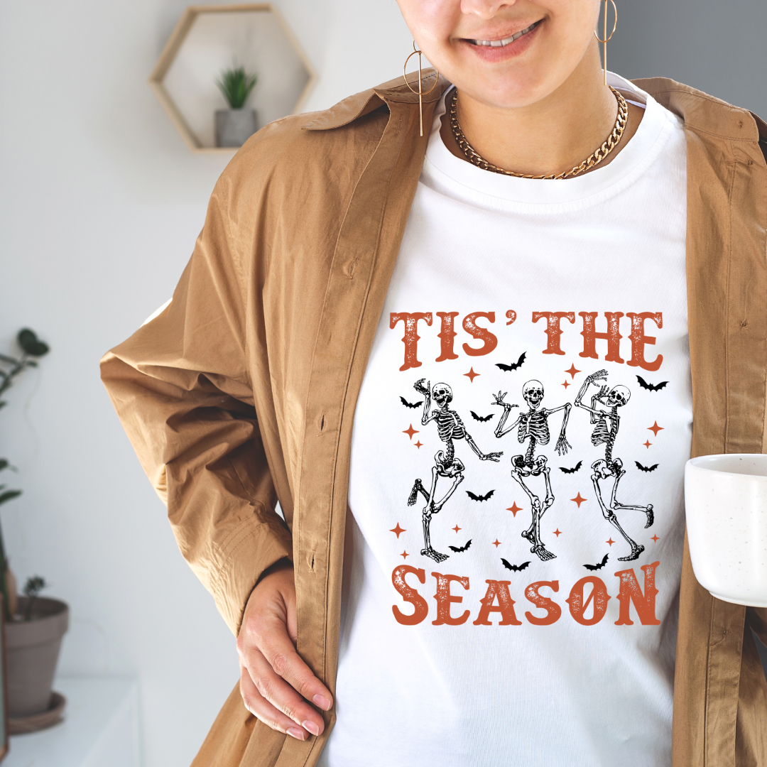 Tis the season - White t- shirt | Fall Collection