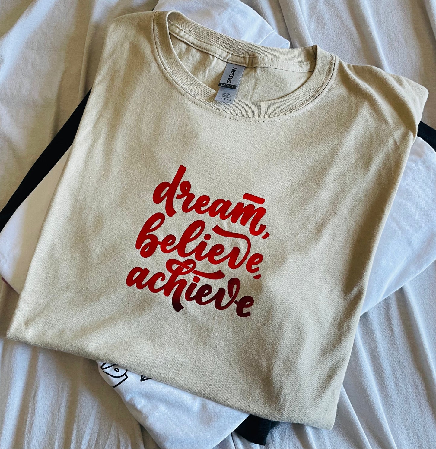 Dream Believe Achieve | Beige shirt